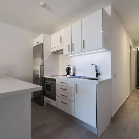Apartment Modern With Sea Views And Fast Fiber Wifi *