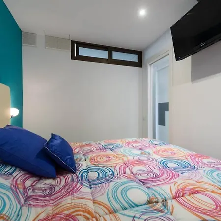 Modern With Sea Views And Fast Fiber Wifi Apartment *